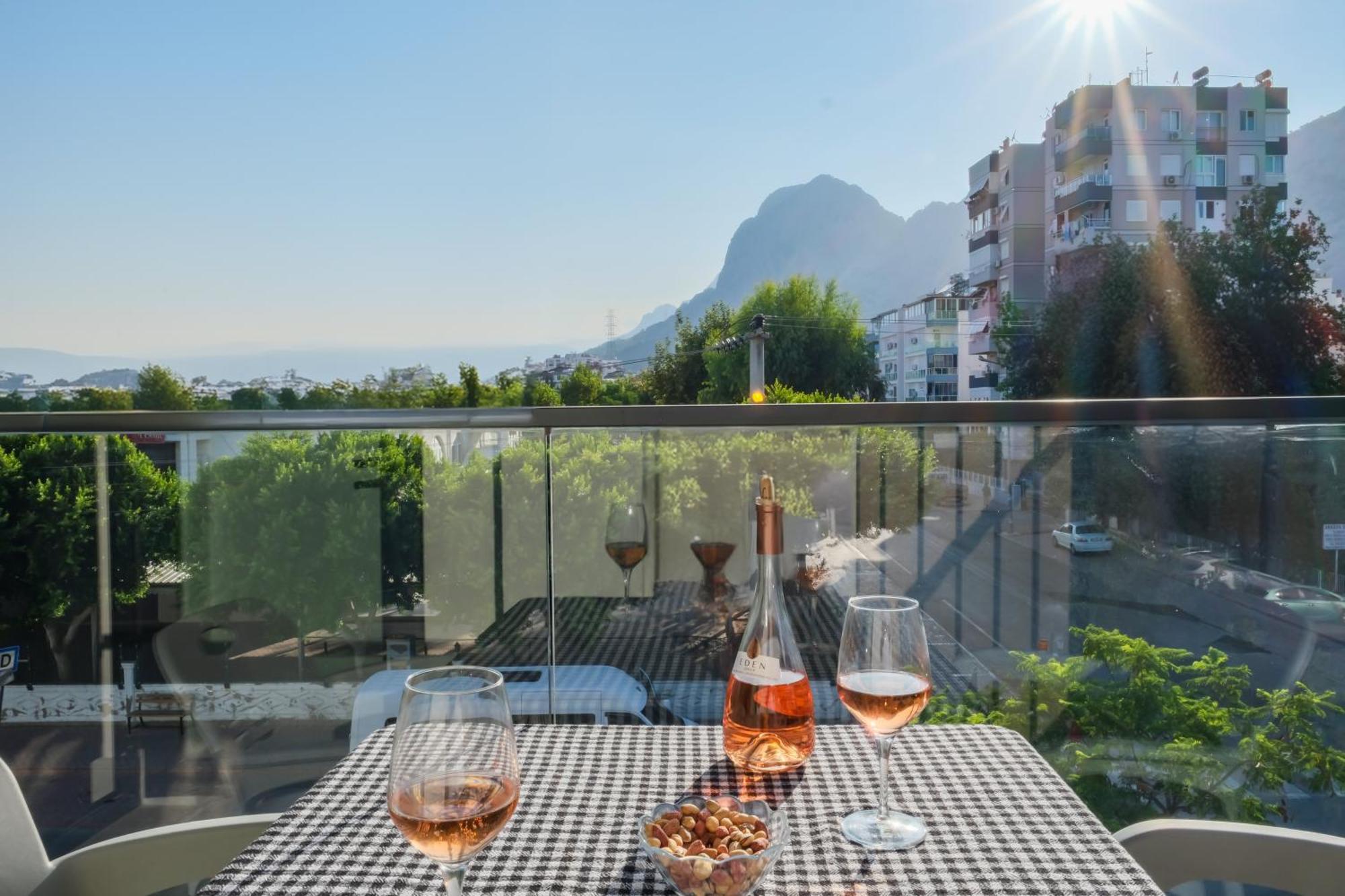Rudblu Suites Antalya Bagian luar foto